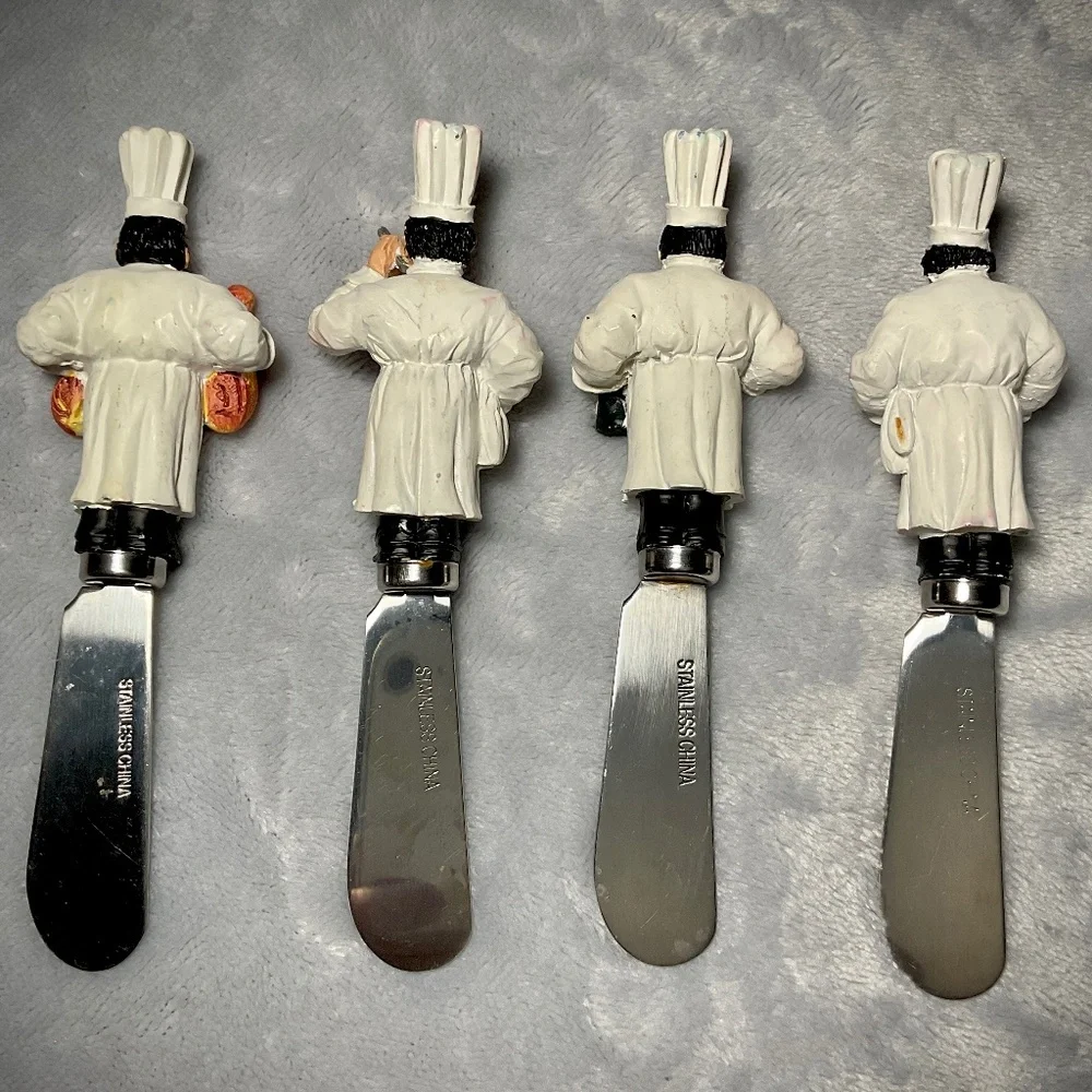 Set of Four Guy Buffet Cheese & Butter Spreader Knives Bistro Chef Motif Vintage